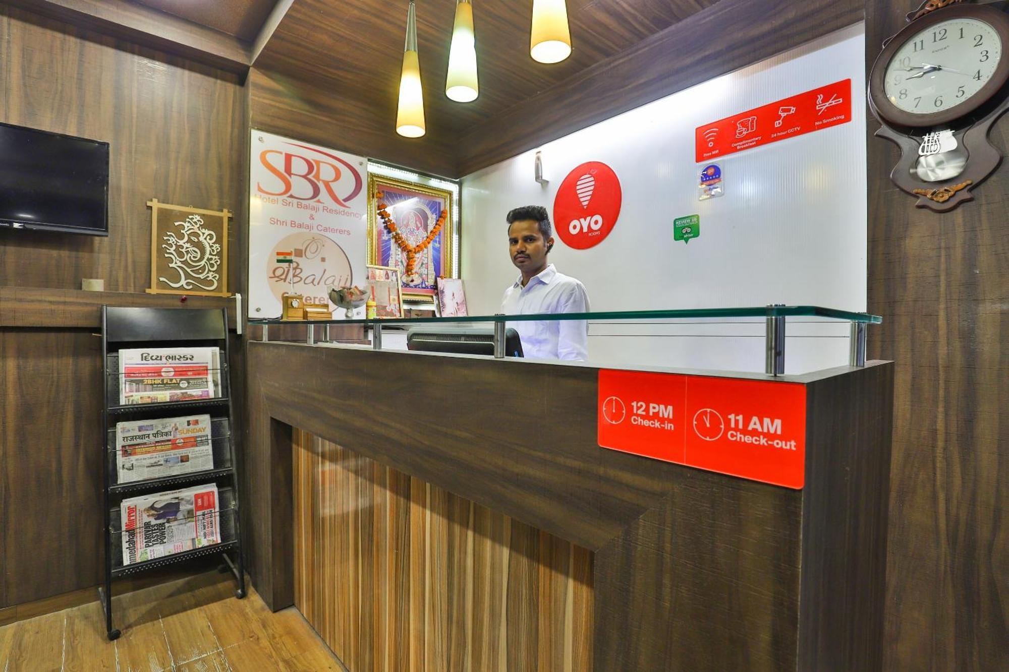 Hotel O Sri Balaji Residency Ahmedabad Exterior foto